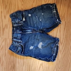 5years Old Navy distressed 90s boys shorts